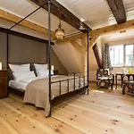 Bed and Breakfast Gutshaus - Zwischen Malchow, Waren-mueritz Nahe Mecklenburgische Seenplatte Lexow