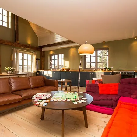 Gutshaus 3*