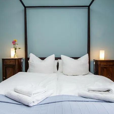 Bed & Breakfast Gutshaus