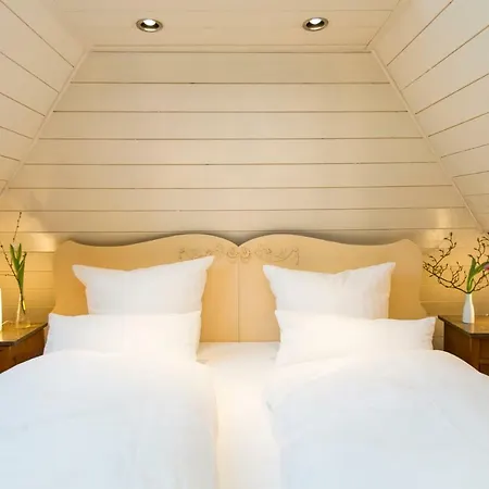 Gutshaus Bed & Breakfast