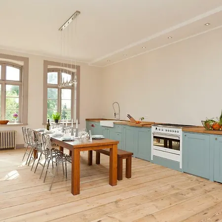 Gutshaus - Zwischen Malchow, Waren-mueritz Nahe Mecklenburgische Seenplatte 4*